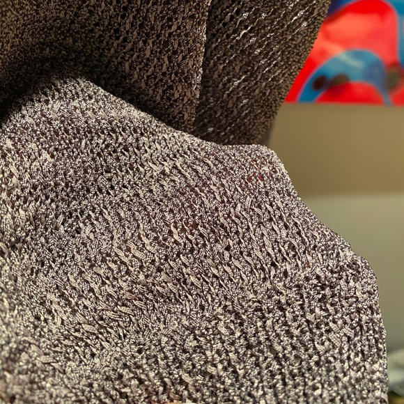 *QUICKSILVER* Mesh Top - Picture 6 of 6